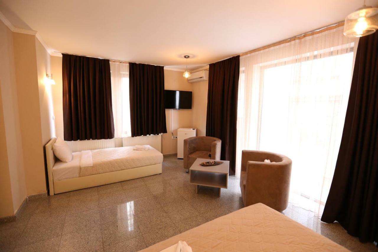 Hotel Korzo Bitola Esterno foto